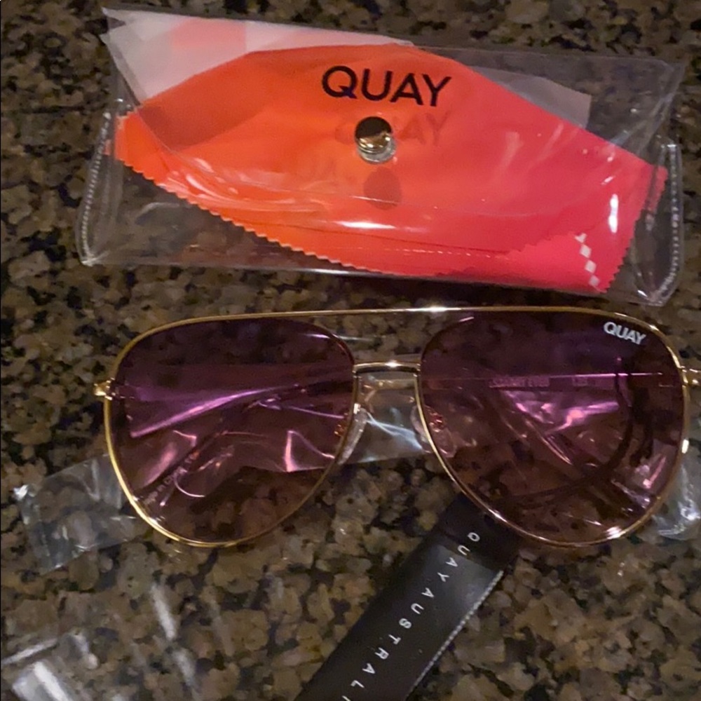 Quay Starry eyed Pink